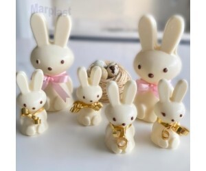 PÁSCOA BWB SILICONE COELHO SENTADO MINI